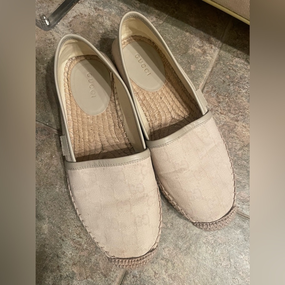 Beige Gucci GG monogrammmed canvas espadrilles